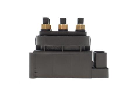 Клапан пневмопідвіски Audi Q7/VW Touareg 03-10 Клапан пневмопідвіски Audi Q7/VW Touareg 03-10