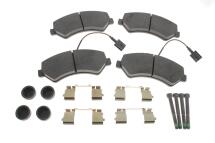 Колодки гальмівні (передні) Citroen Jumper/Fiat Ducato/Peugeot Boxer 2.0-3.0HDi 06-R16(з датчиком)