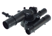 Термостат (в корпусе) Renault Trafic/Vivaro/Kangoo 1.9dCi 01- (82C)