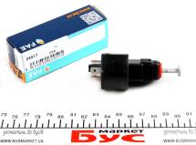 Датчик педали тормоза Opel Combo/Corsa/Meriva/Omega 1.3-3.2 V6 94- (4 конт.) Датчик педали тормоза Opel Combo/Corsa/Meriva/Omega 1.3-3.2 V6 94- (4 конт.)