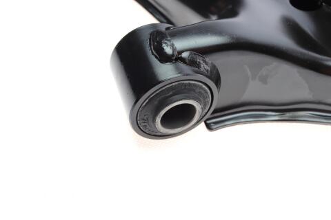 Важіль підвіски (передній/знизу/спереду) (L) Nissan Primera 02-08