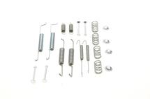 Комплект пружинок колодок ручника Skoda Roomster/VW Golf III/IV 93-15