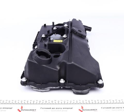 Кришка клапанів BMW 3 (E90)/5 (E60)/X3 (E83) 2.0 i 04-15 Кришка клапанів BMW 3 (E90)/5 (E60)/X3 (E83) 2.0 i 04-15