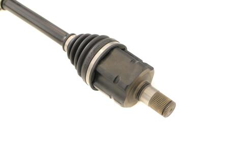 Піввісь VW Passat 2.0 TDI/TSI 4motion 15- (L) (36x37x568) Піввісь VW Passat 2.0 TDI/TSI 4motion 15- (L) (36x37x568)