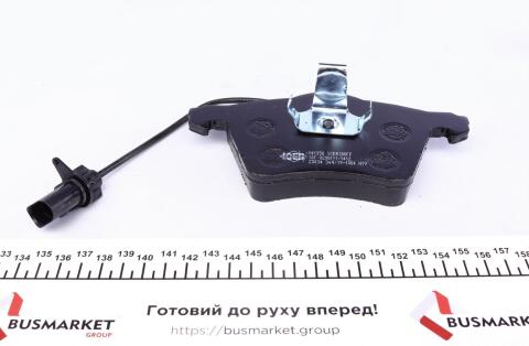 Колодки тормозные (передние) VW T4 90-04 R16 (с датчиками)