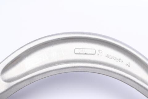 Важіль підвіски (передній/знизу) (R) Audi A4/A5 15-