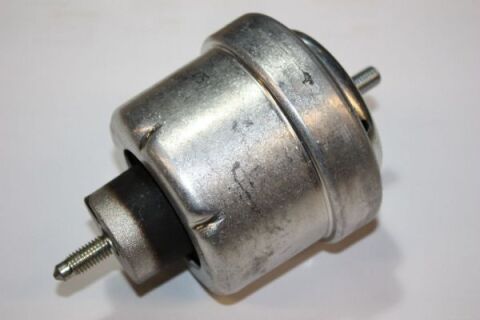 Опора двигуна