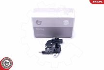 Замок кришки капота