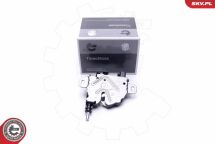 Замок кришки капота