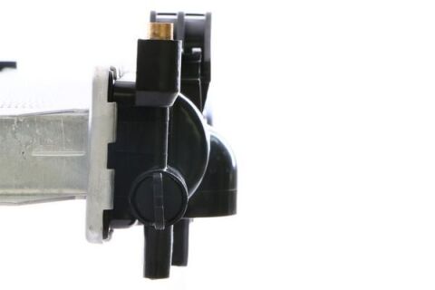 Радиатор охлаждения двигателя