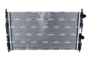 Радиатор охлаждения двигателя