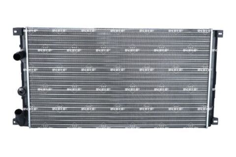Радіатор охолодження двигуна