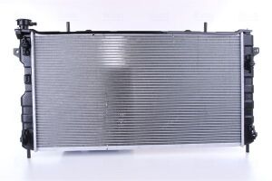 Радиатор охлаждения двигателя