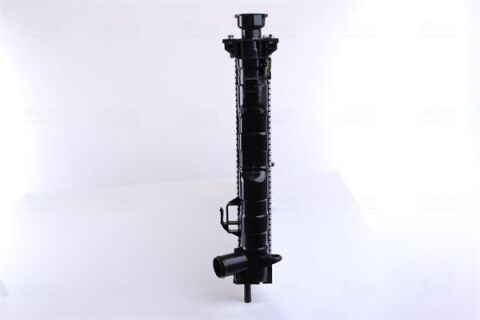 Радиатор охлаждения двигателя