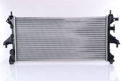 Радіатор охолодження двигуна