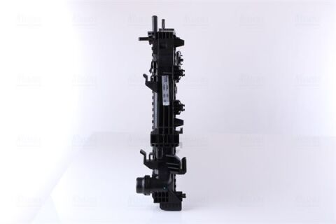 Радіатор охолодження двигуна