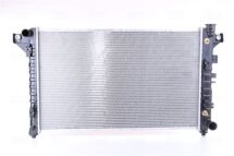 Радиатор охлаждения двигателя