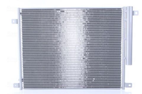 Конденсатор, система кондиціонування повітря Конденсатор, система кондиціонування повітря