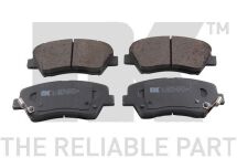 Колодки тормозные (передние) Hyundai Elantra 10-/ i30 11-/ Kia Cee 12- R15 (Bosch)