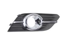 Решітка бампера передня права Решітка бампера передня права