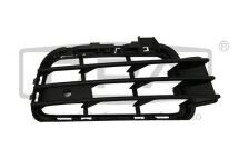 решетка вентиляционная; нижняя прав.