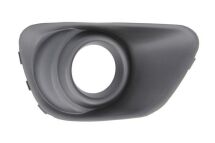 Решітка бампера переднього