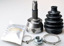 Комплект шарнірів, приводний вал