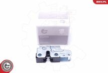 Замок кришки капота