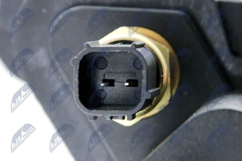 Фланец охлаждающей жидкости 