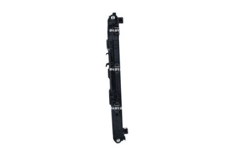Радіатор охолодження Toyota Hilux 2.5 D-4D 01-05 Радіатор охолодження Toyota Hilux 2.5 D-4D 01-05