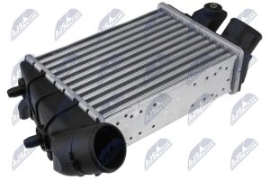 Охолоджувач наддувального повітря Alfa Romeo 147 1.9 Jtd 16V 00-, Gt (937) 1.9 Jtd 03-