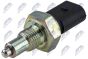 Выключатель, фара заднего хода Audi A4 00-06,A6 97-11,A8 96-02,R8 09-15,Seat Exeo 08-13,Skoda Superb 01-08,Vw Passat 98-05,Phaeton 02-05, фото 1 - интернет-магазин Auto-Mechanic