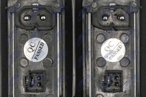 Ліхтар номерного знака Bmw 1(E82) 08-13; 2(F22 Ліхтар номерного знака Bmw 1(E82) 08-13; 2(F22
