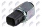 Перемикач, ліхтар заднього ходу Ford C-Max 07-10,Cougar 98-01,Focus 98-,Galaxy 06-15,Mondeo 98-15,S-Max 06-14,Tourneo Connect 02-13,Volvo C30 06-13,S40 04-12,S80 08-12,V50 05-12,V70 07-11, фото 2 - интернет-магазин Auto-Mechanic