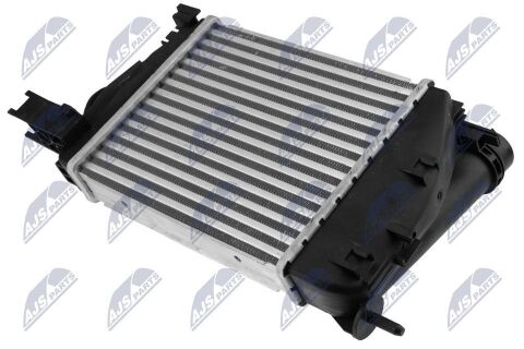 Интеркулер Renault Captur 13-, Clio Iv 13-, Logan Ii 12-, Sandero Ii 12- Интеркулер Renault Captur 13-, Clio Iv 13-, Logan Ii 12-, Sandero Ii 12-
