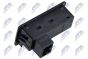 Выключатель, задняя дверь Audi A4 B8 2007-,A6 C6 2004-,A7 2010-,A8 2003-,Q5 2007-,Q7 2006-,Seat Ateca 2016-,Skoda Octavia Iv 2014-,Superb 2008-,Vw Passat B7 2008-,Phaeton 2002-, фото 6 - интернет-магазин Auto-Mechanic