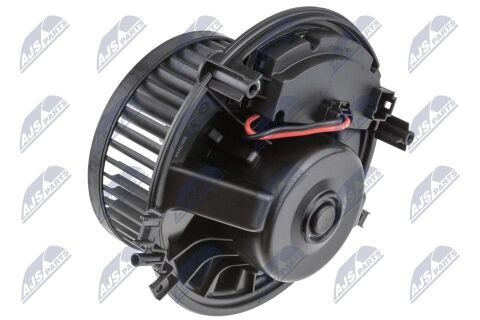 Компресор салону Eng.1.0-2.5 Audi A3,Q2,Q3;Vw Golf Vii,Passat B8,Touran,Tiguan; Skoda Karoq, Kodiaq, Octavia Iii, Superb Iii; Seat Ateca, Leon; 2012- Компресор салону Eng.1.0-2.5 Audi A3,Q2,Q3;Vw Golf Vii,Passat B8,Touran,Tiguan; Skoda Karoq, Kodiaq, Octavia Iii, Superb Iii; Seat Ateca, Leon; 2012-