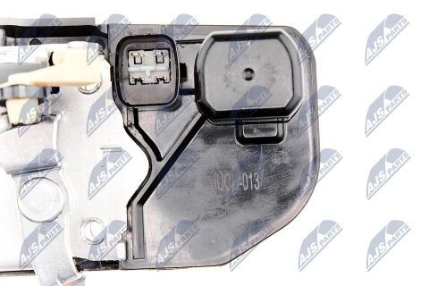Дверний замок Jeep Cherokee 01-08, Liberty 02-05 Дверний замок Jeep Cherokee 01-08, Liberty 02-05