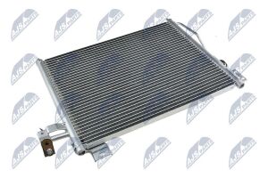Конденсатор, кондиционер Mazda Premacy (Cp) (99-) 2.0 Td (W