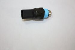 Датчик заднего хода Audi A3 1.6-1.8/ VW Golf IV 1.4-2.8/ Skoda Octavia 1.6-1.8