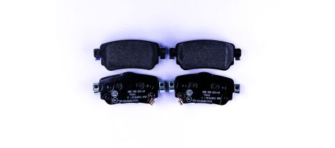 Тормозные колодки дисковые зад. Nissan Qashqai II Renault Kadjar 1.2-1.6D 11.13- Тормозные колодки дисковые зад. Nissan Qashqai II Renault Kadjar 1.2-1.6D 11.13-