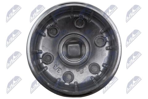 Крышка корпуса масляного фильтра OPEL ASTRA G 1.8 00-, VECTRA B 1.8 95- Крышка корпуса масляного фильтра OPEL ASTRA G 1.8 00-, VECTRA B 1.8 95-