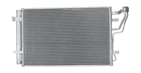 Радіатор кондиціонера (конденсатор) Hyundai Elantra, i30, Kia Ceed 06– Радіатор кондиціонера (конденсатор) Hyundai Elantra, i30, Kia Ceed 06–