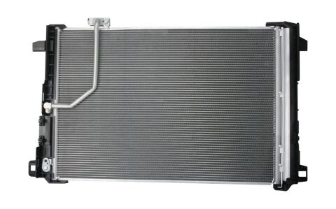 Радіатор кондиціонера (конденсатор) з осушувачем W204/212