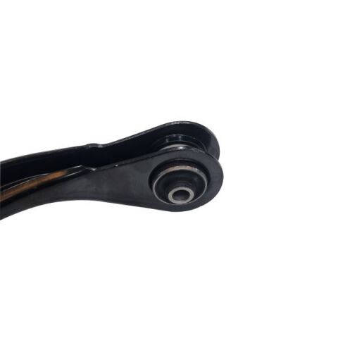 Важіль підвіски верхній правий