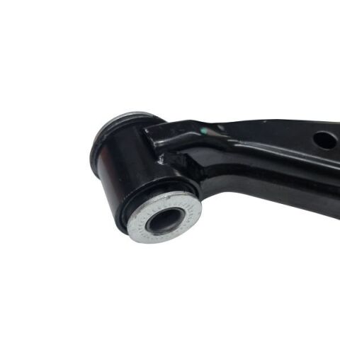 Важіль підвіски нижній лівий