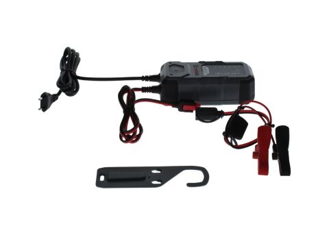 Зарядное устройство C30 (6V/12V) (для аккум. емкостью от 1.2Ah до 120Ah) 3.8A (EFB/GEL/VRLA/AGM) Зарядное устройство C30 (6V/12V) (для аккум. емкостью от 1.2Ah до 120Ah) 3.8A (EFB/GEL/VRLA/AGM)