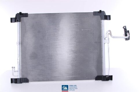 Радіатор кондиціонера (конденсатор) без осушувача EX 35, EX 37, FX 50, QX50, QX70 INFINITI Радіатор кондиціонера (конденсатор) без осушувача EX 35, EX 37, FX 50, QX50, QX70 INFINITI
