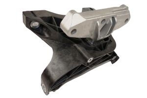 Опора, двигун