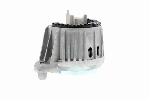 Опора, двигун